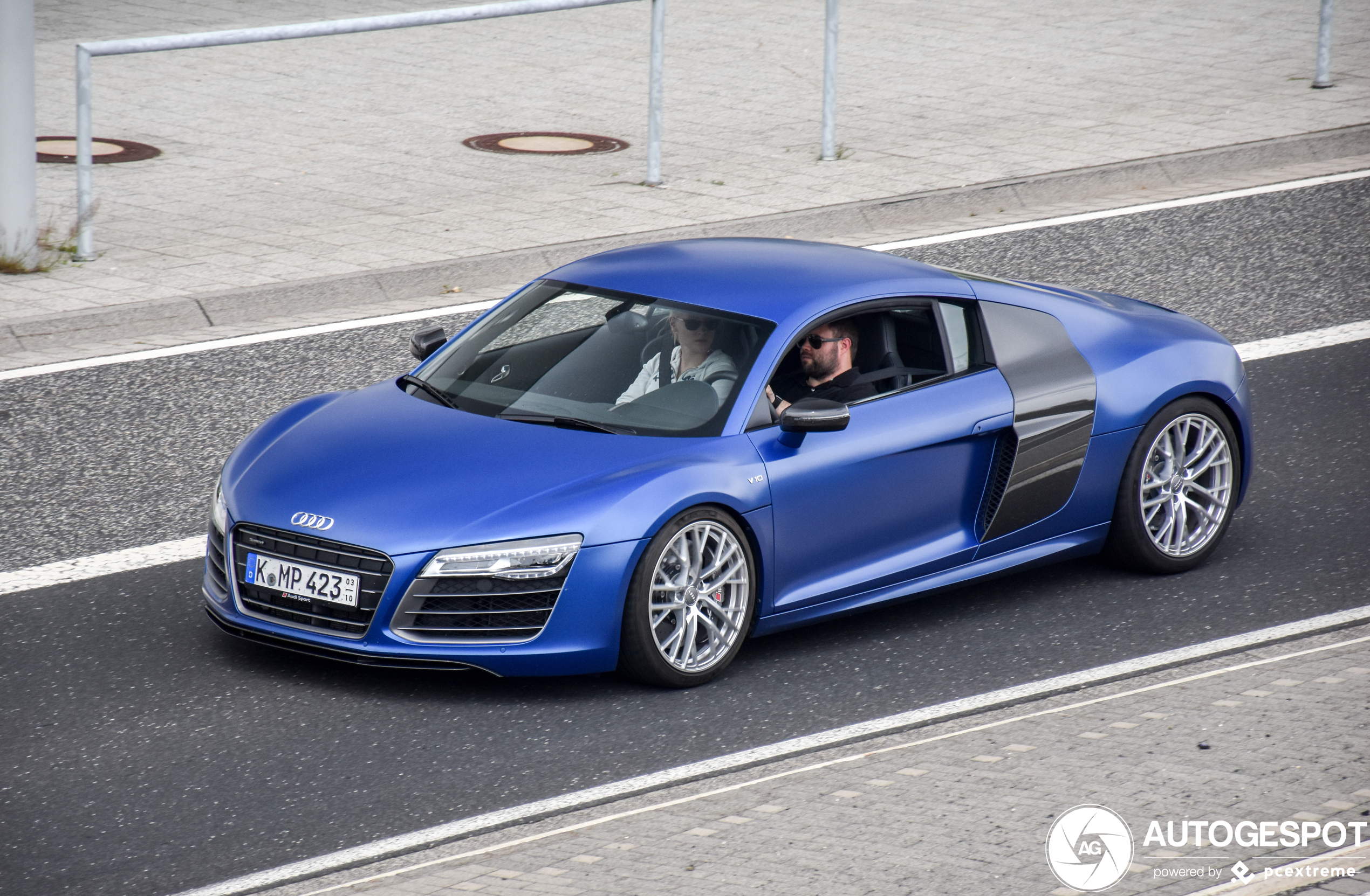 Audi R8 V10 Plus 2013