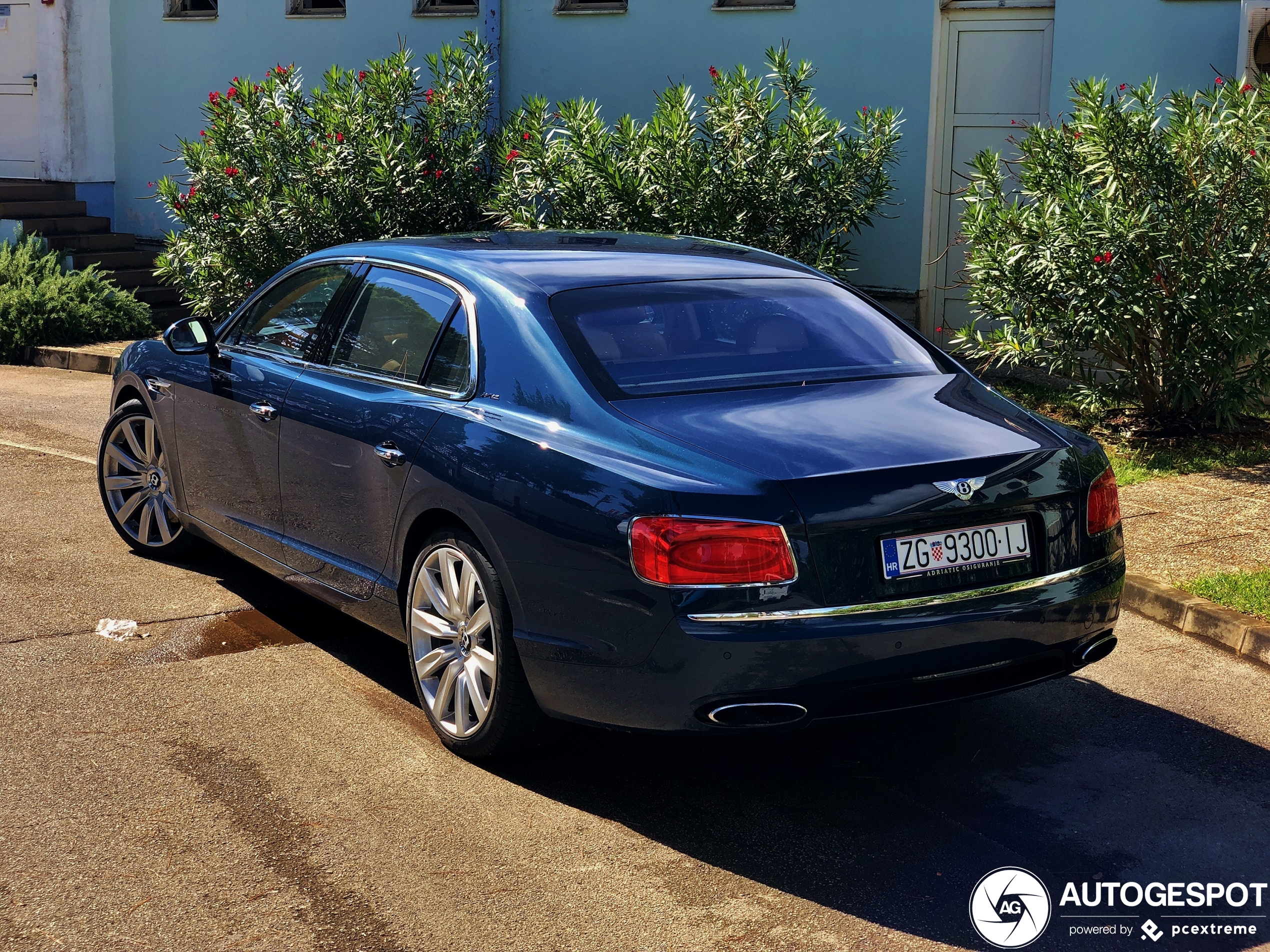 Bentley Flying Spur W12