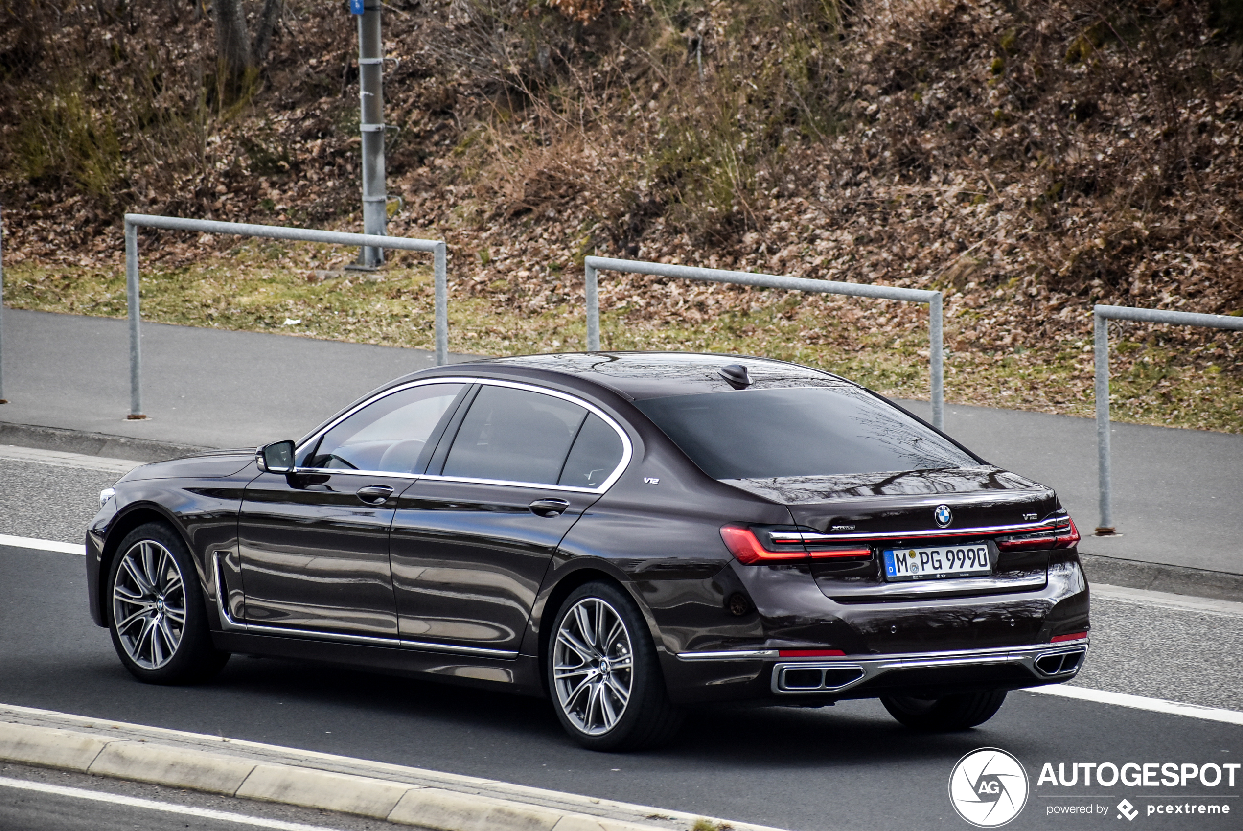 BMW M760Li xDrive 2019