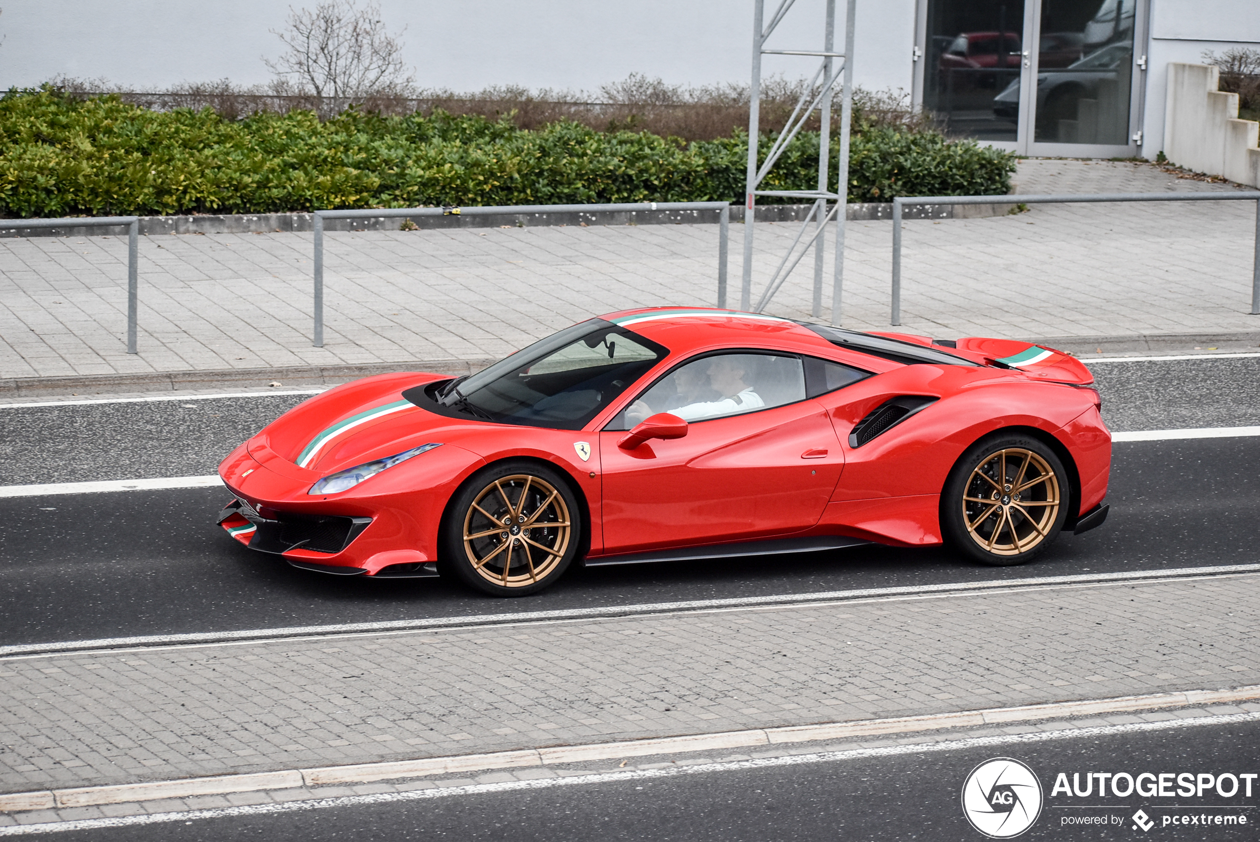 Ferrari 488 Pista