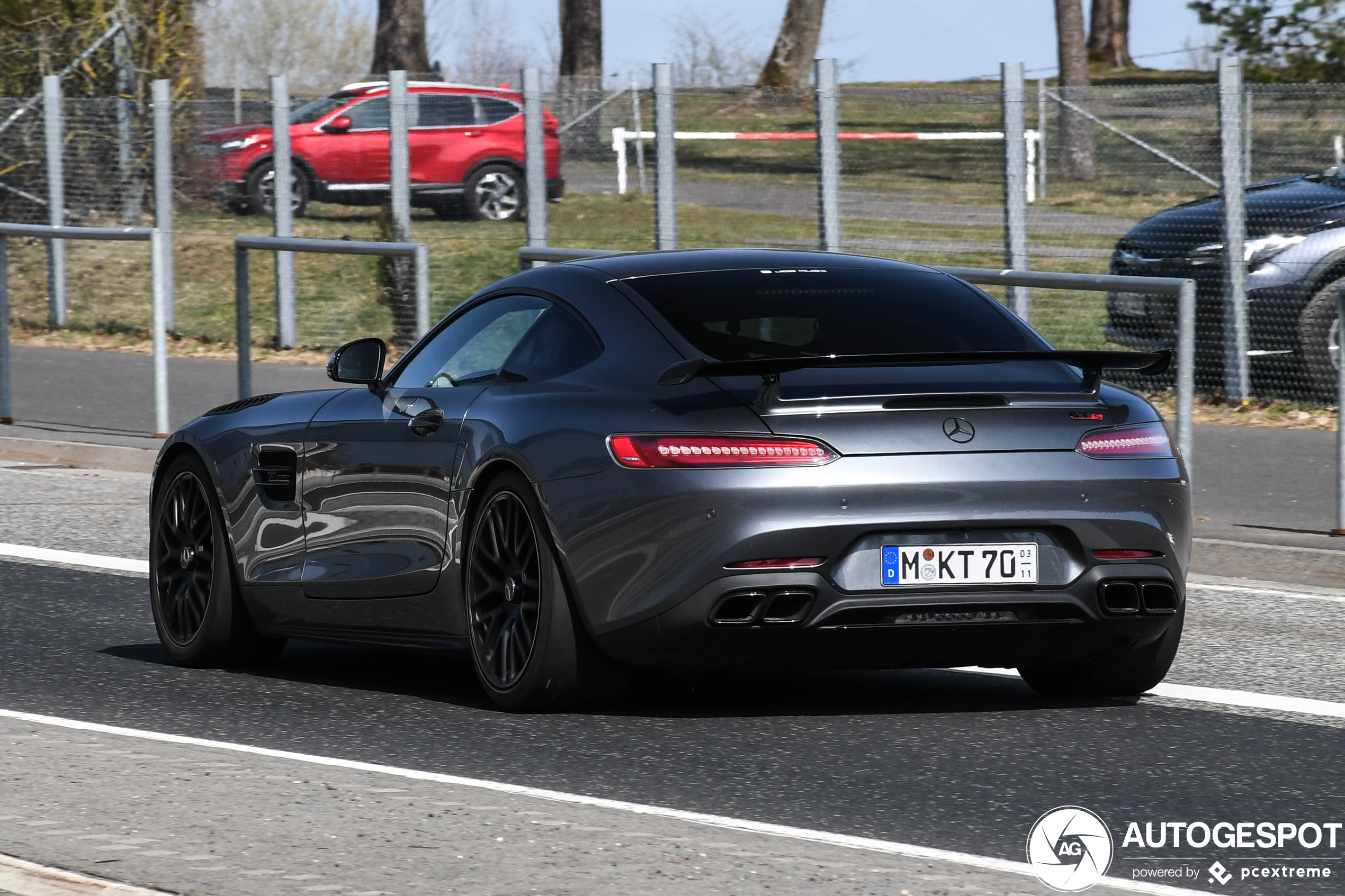 Mercedes-AMG Renntech GT S C190