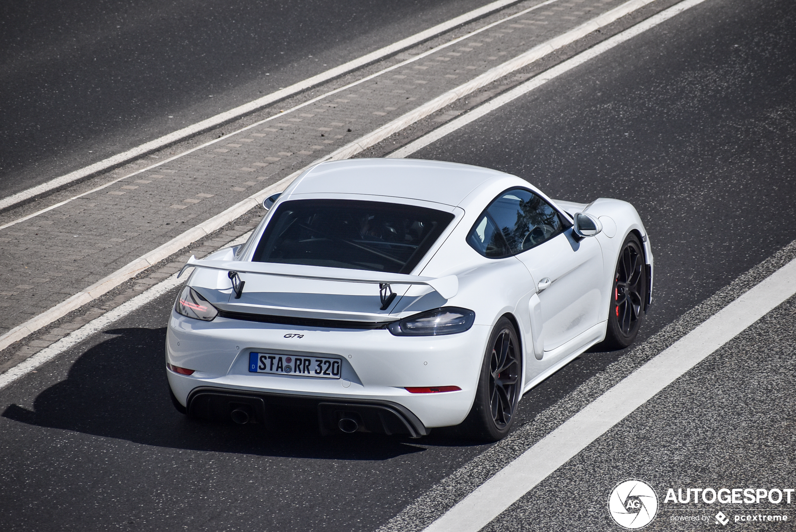 Porsche 718 Cayman GT4