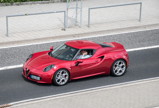 Alfa Romeo 4C Coupé