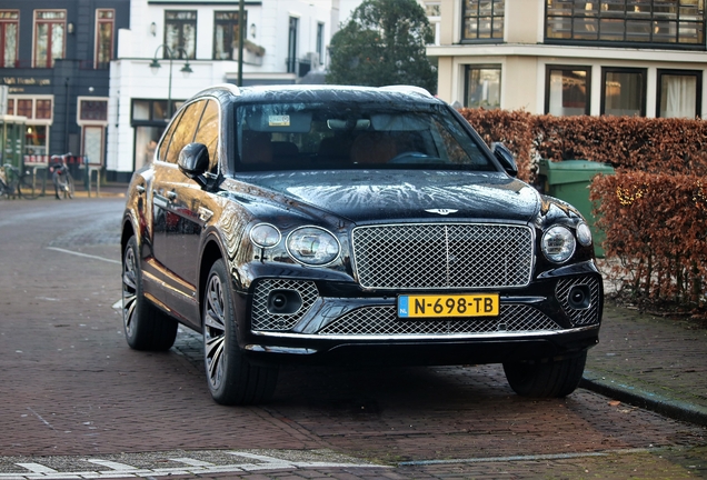 Bentley Bentayga V8 2021