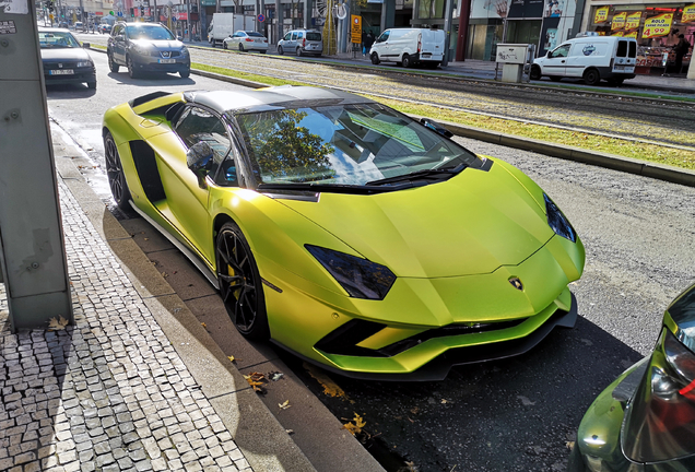 Lamborghini Aventador S LP740-4 Roadster