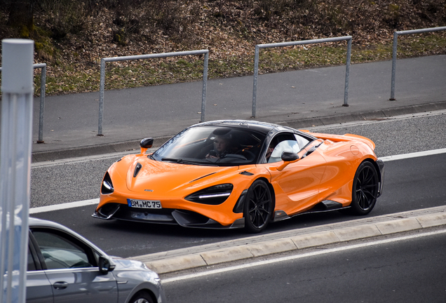 McLaren 765LT