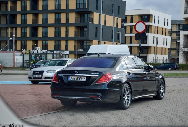 Mercedes-Benz S 63 AMG V222