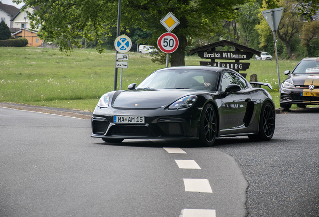 Porsche 718 Cayman GT4