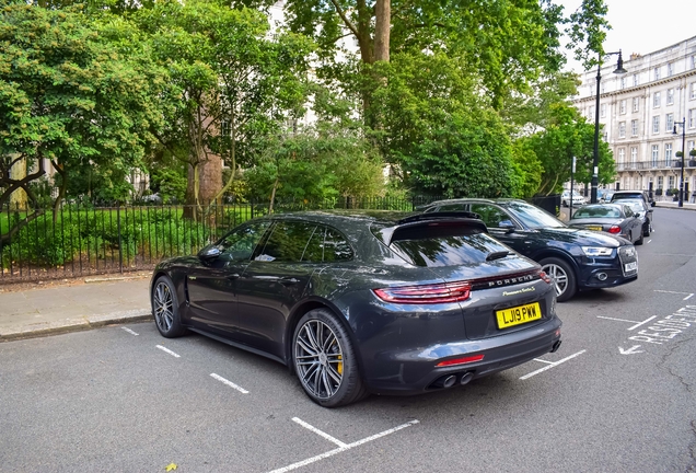 Porsche 971 Panamera Turbo S E-Hybrid Sport Turismo