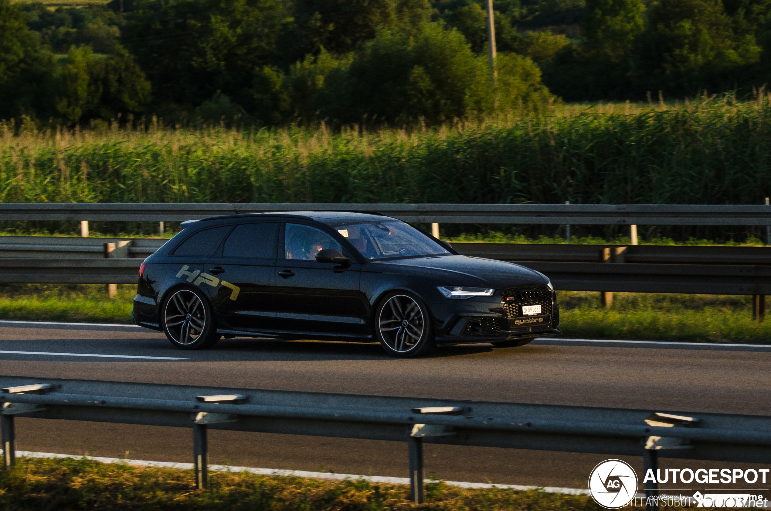 Audi RS6 Avant C7 2015