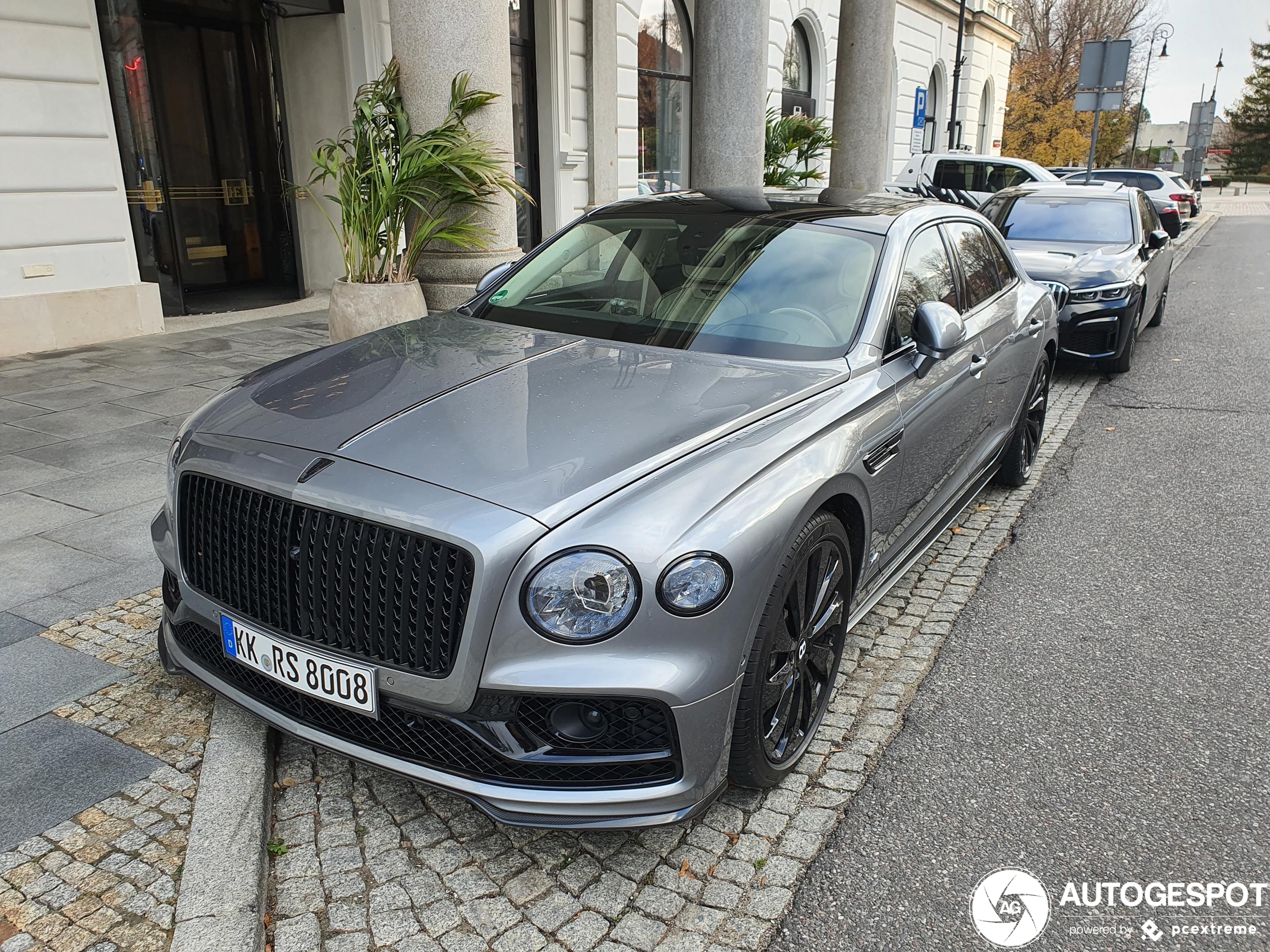 Bentley Flying Spur V8 2021