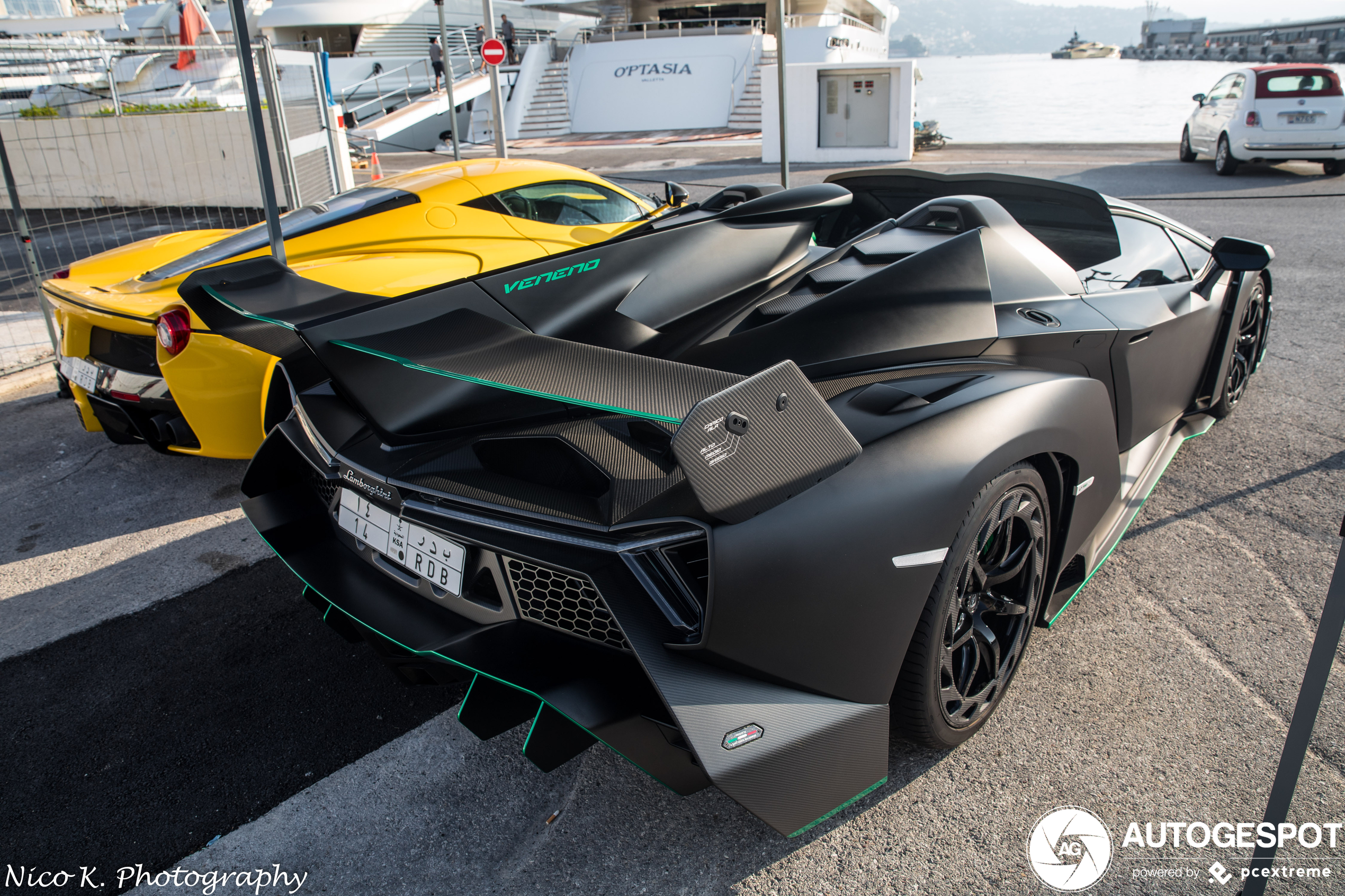 Lamborghini Veneno LP750-4 Roadster