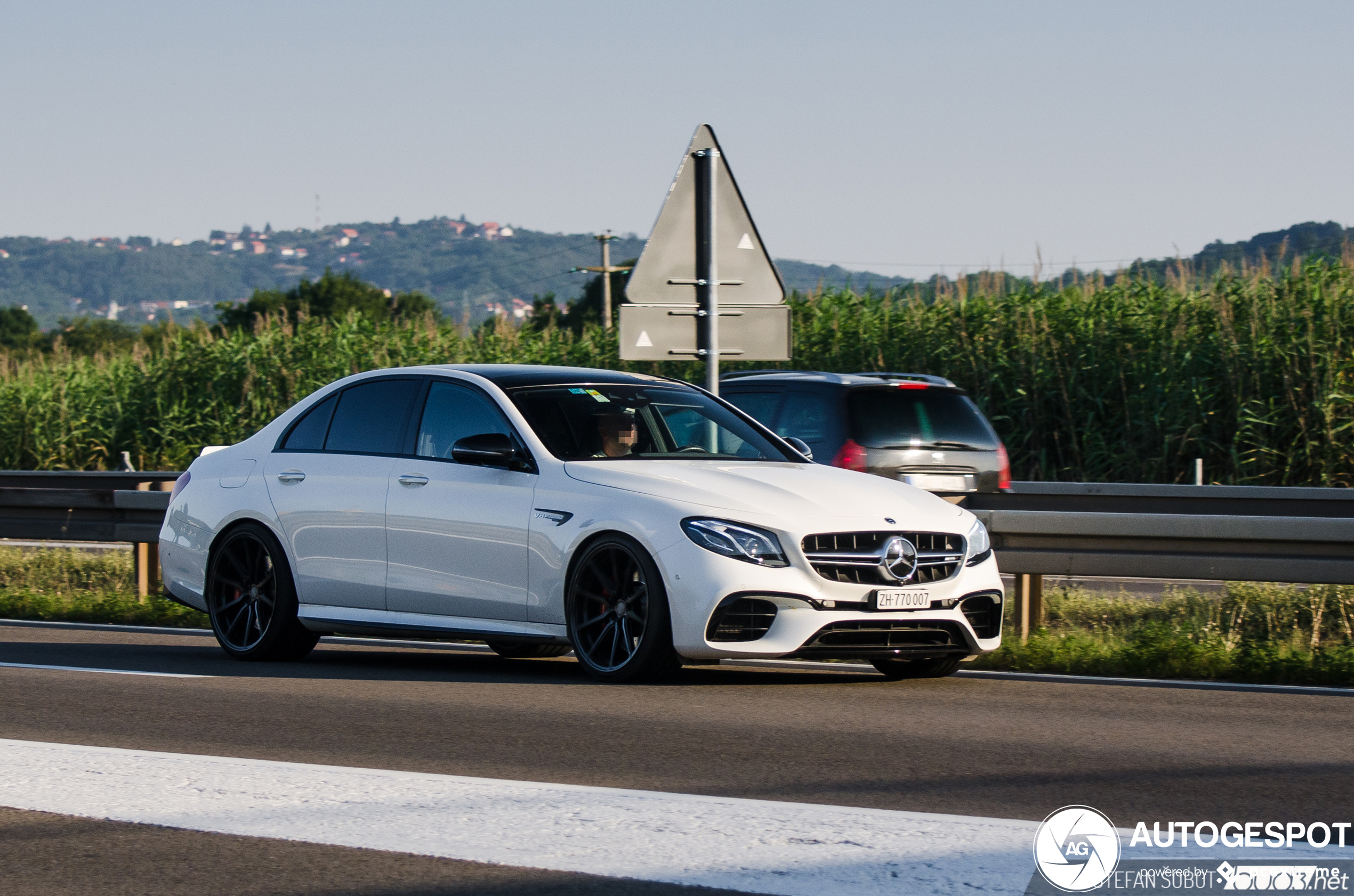 Mercedes-AMG E 63 S W213