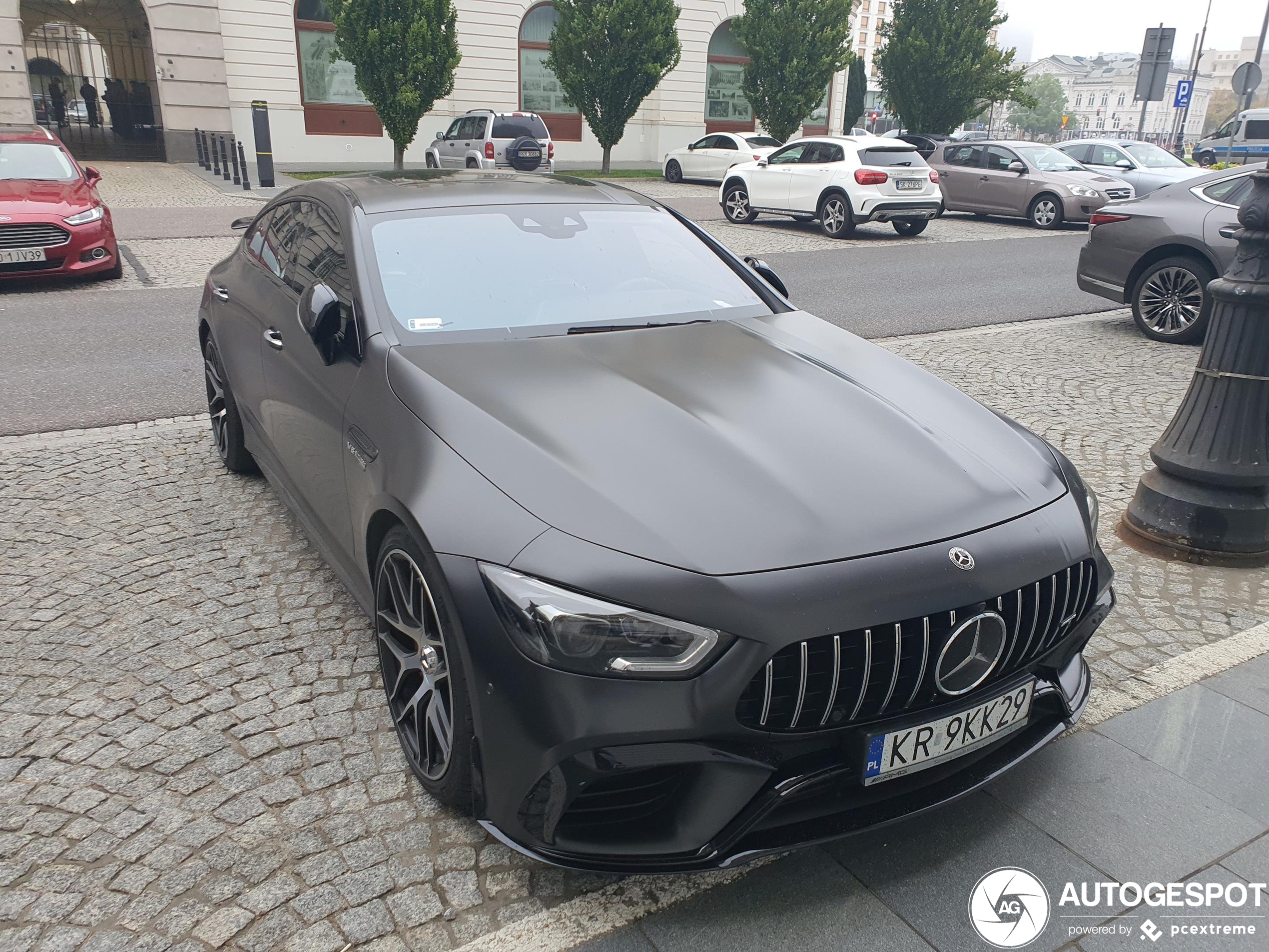 Mercedes-AMG GT 63 S X290