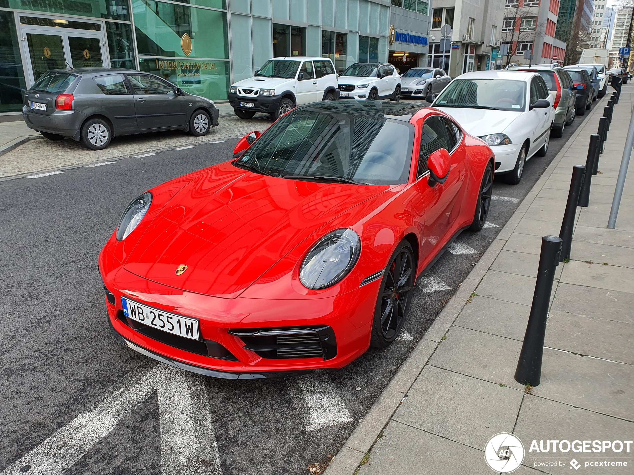 Porsche 992 Carrera 4S