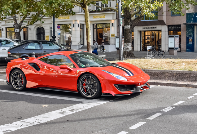 Ferrari 488 Pista