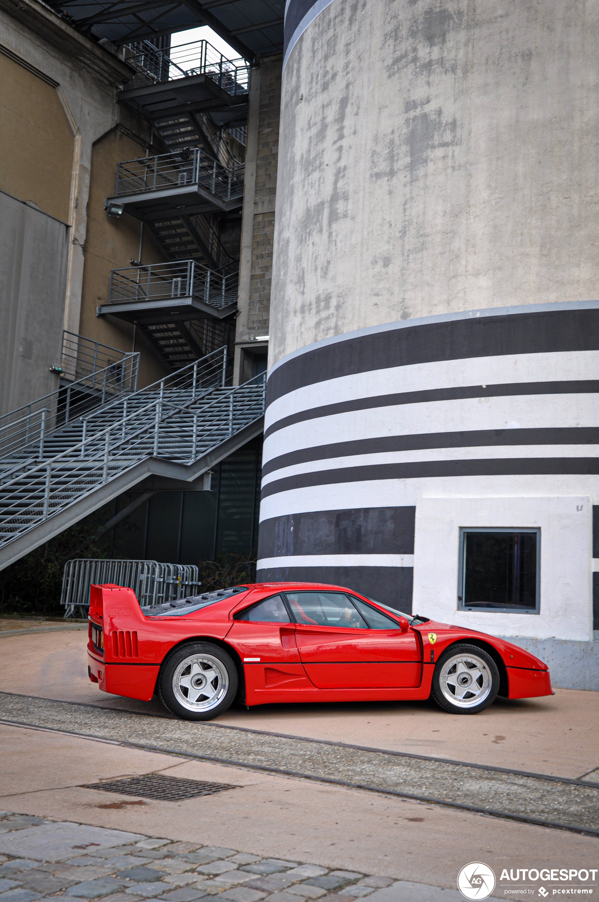 Ferrari F40