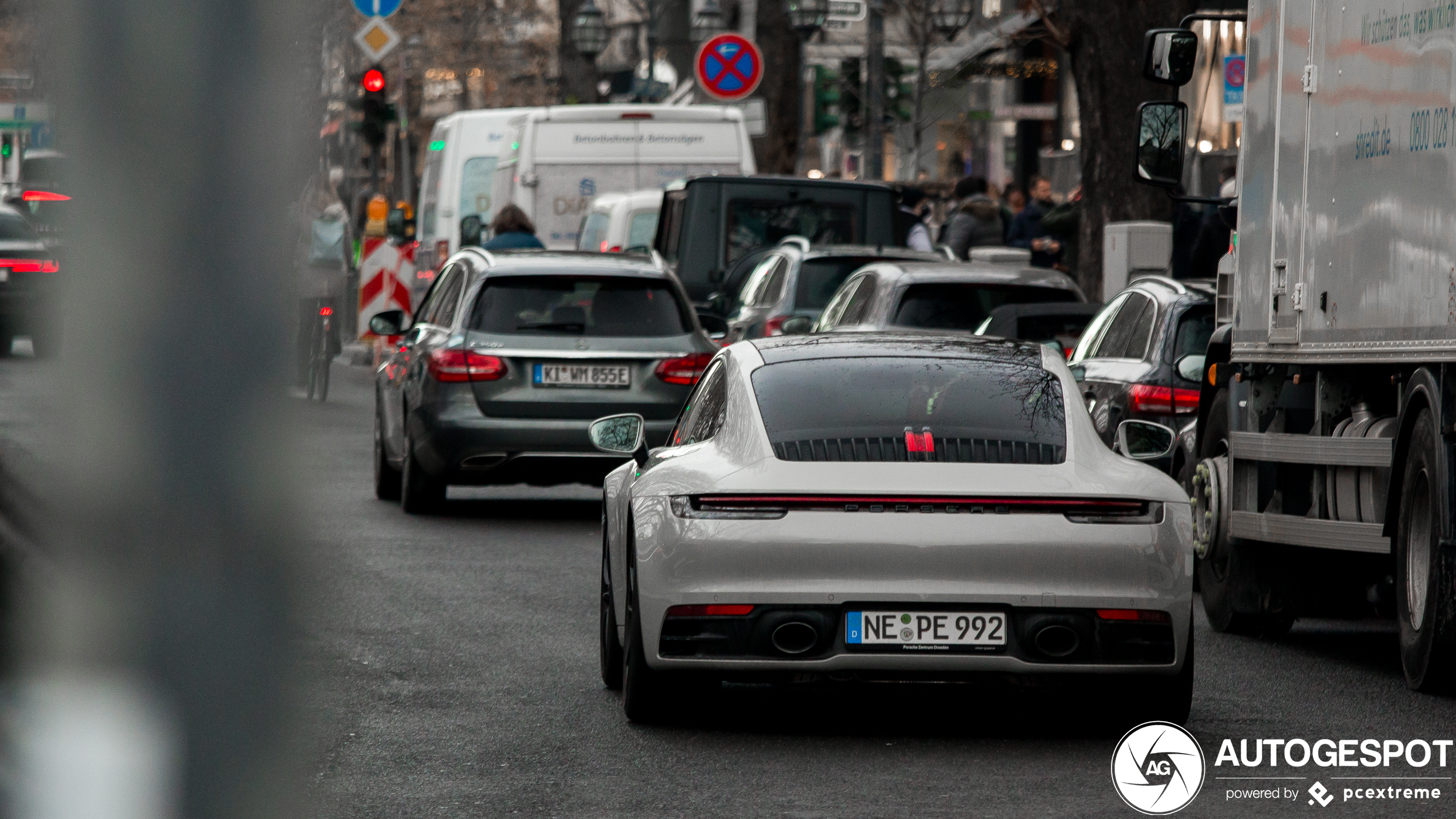 Porsche 992 Carrera 4S