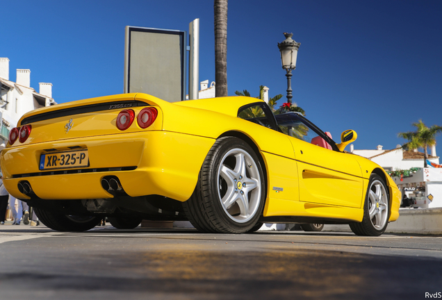 Ferrari F355 GTS