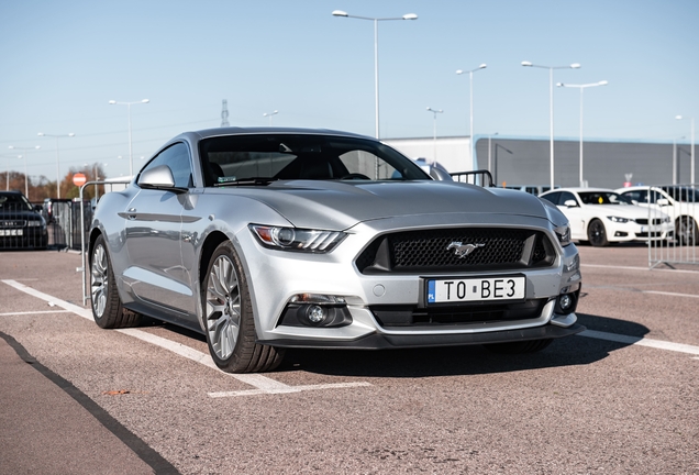 Ford Mustang GT 2015