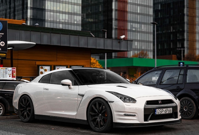 Nissan GT-R 2014