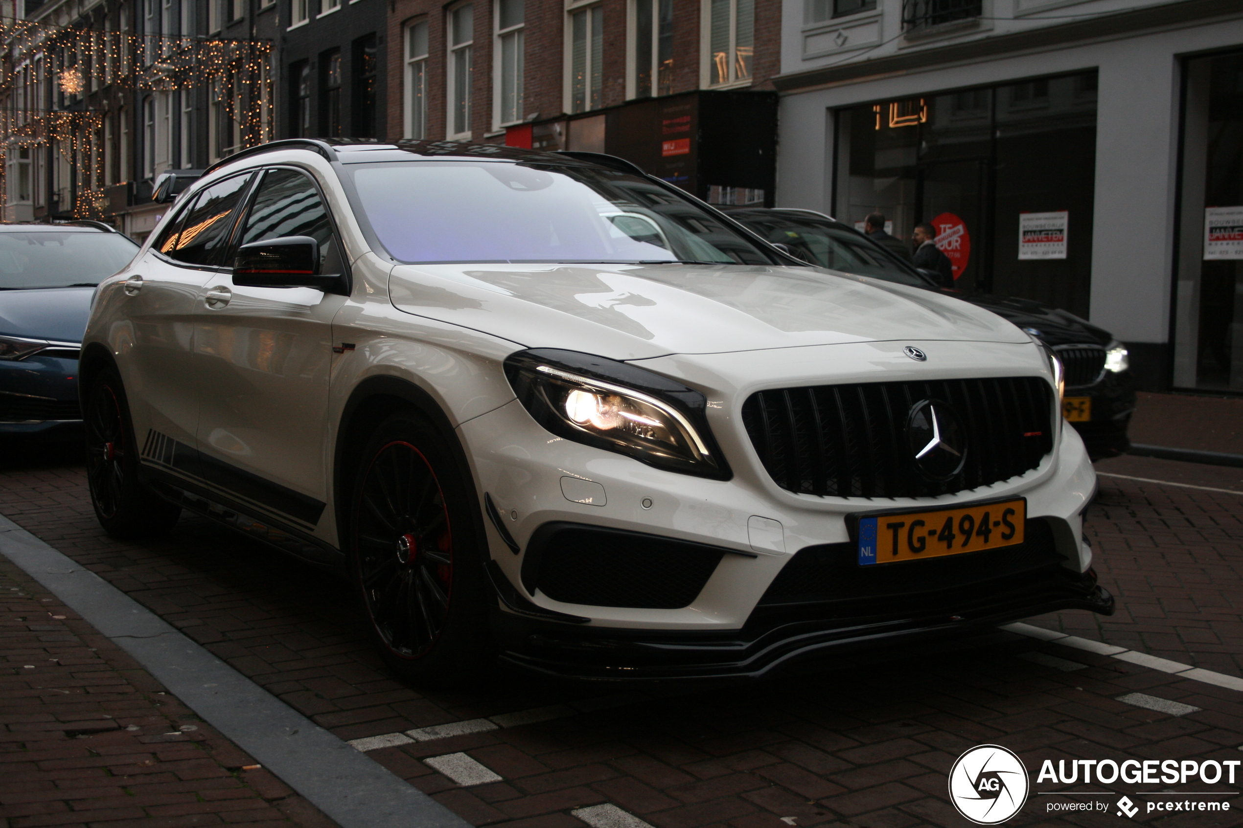 Mercedes-Benz GLA 45 AMG X156