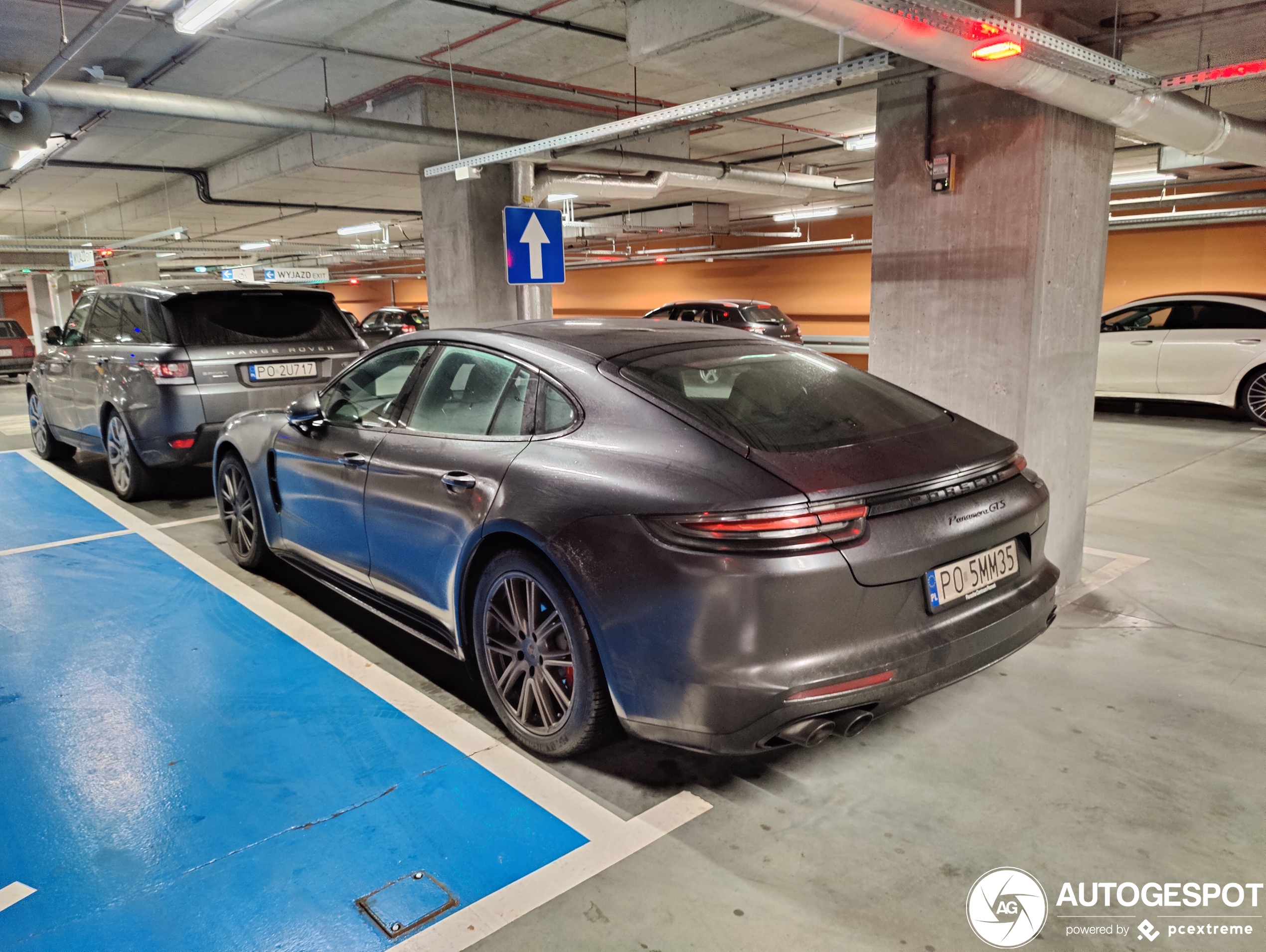 Porsche 971 Panamera GTS MkI