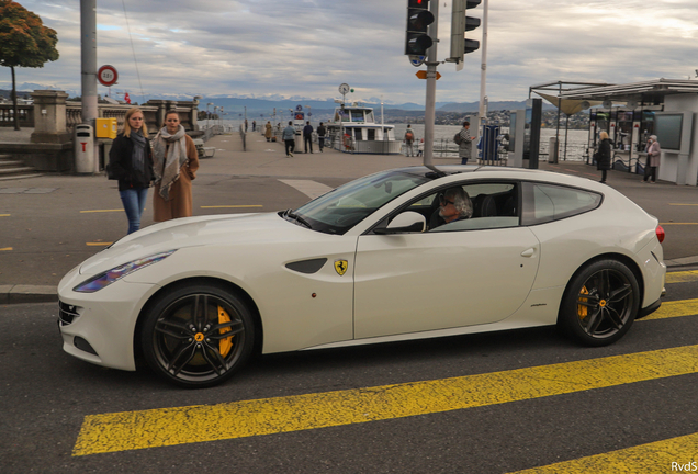 Ferrari FF