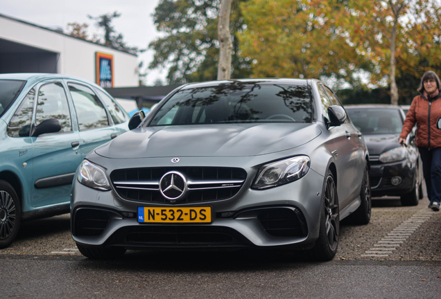 Mercedes-AMG E 63 S W213