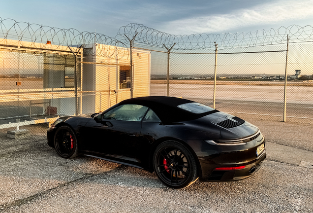 Porsche 992 Carrera GTS Cabriolet