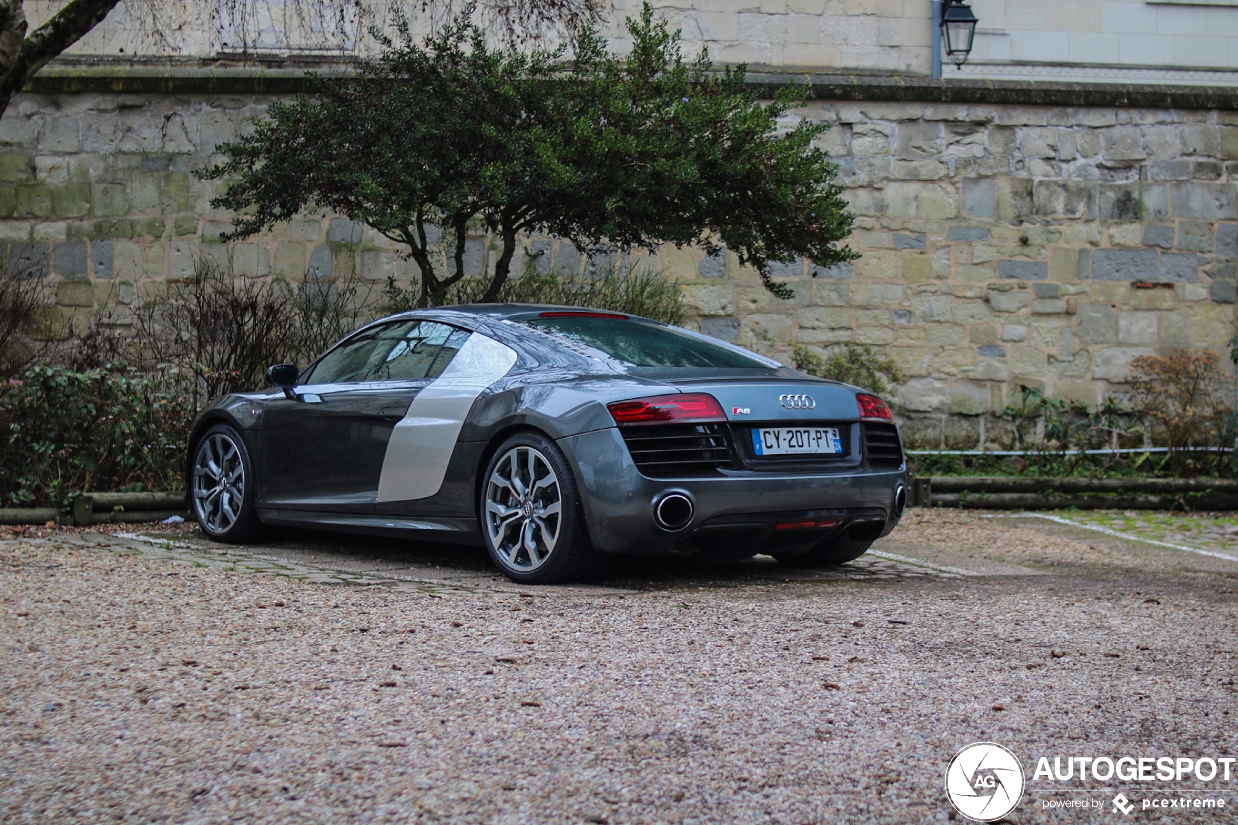 Audi R8 V10 2013