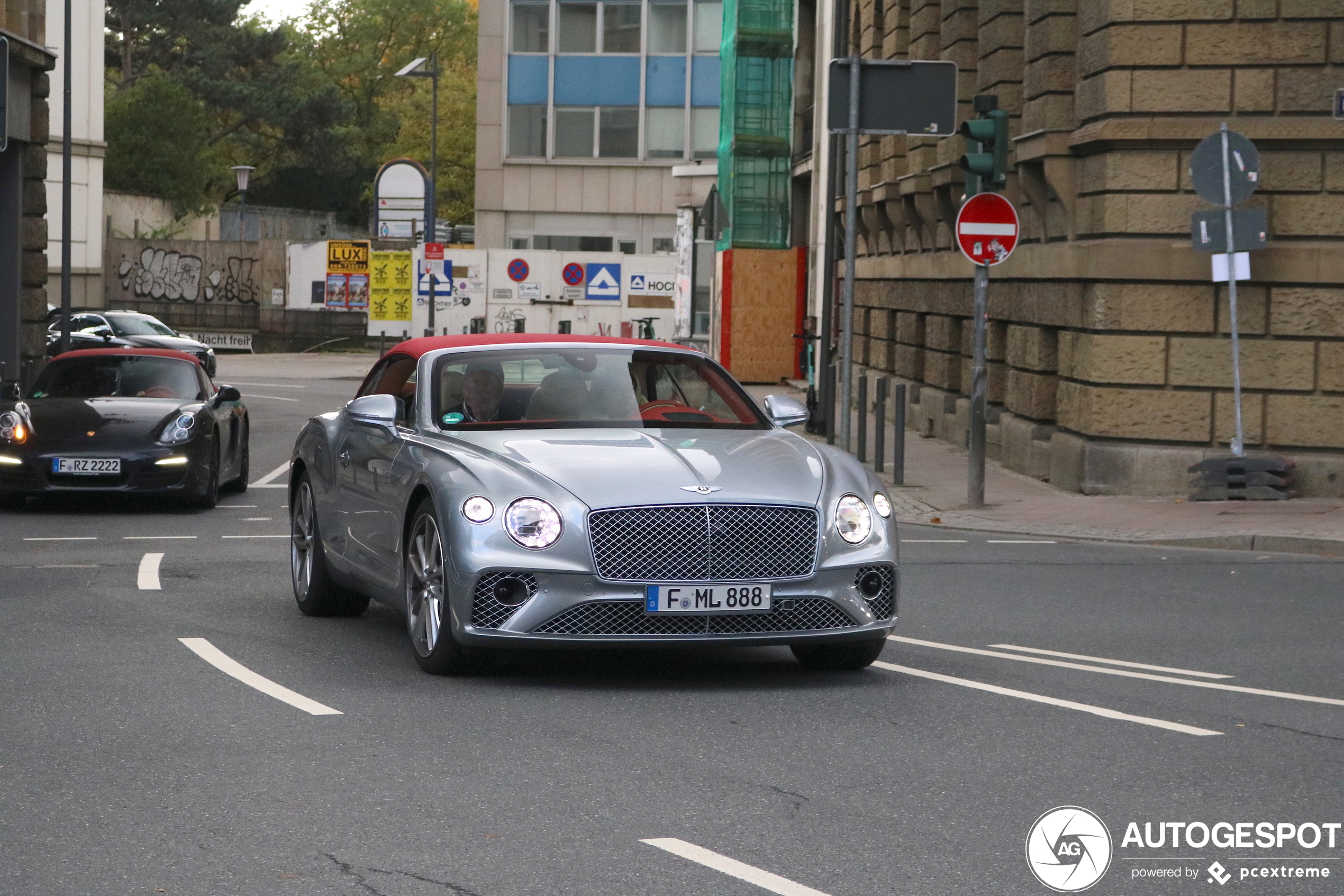 Bentley Continental GTC 2019