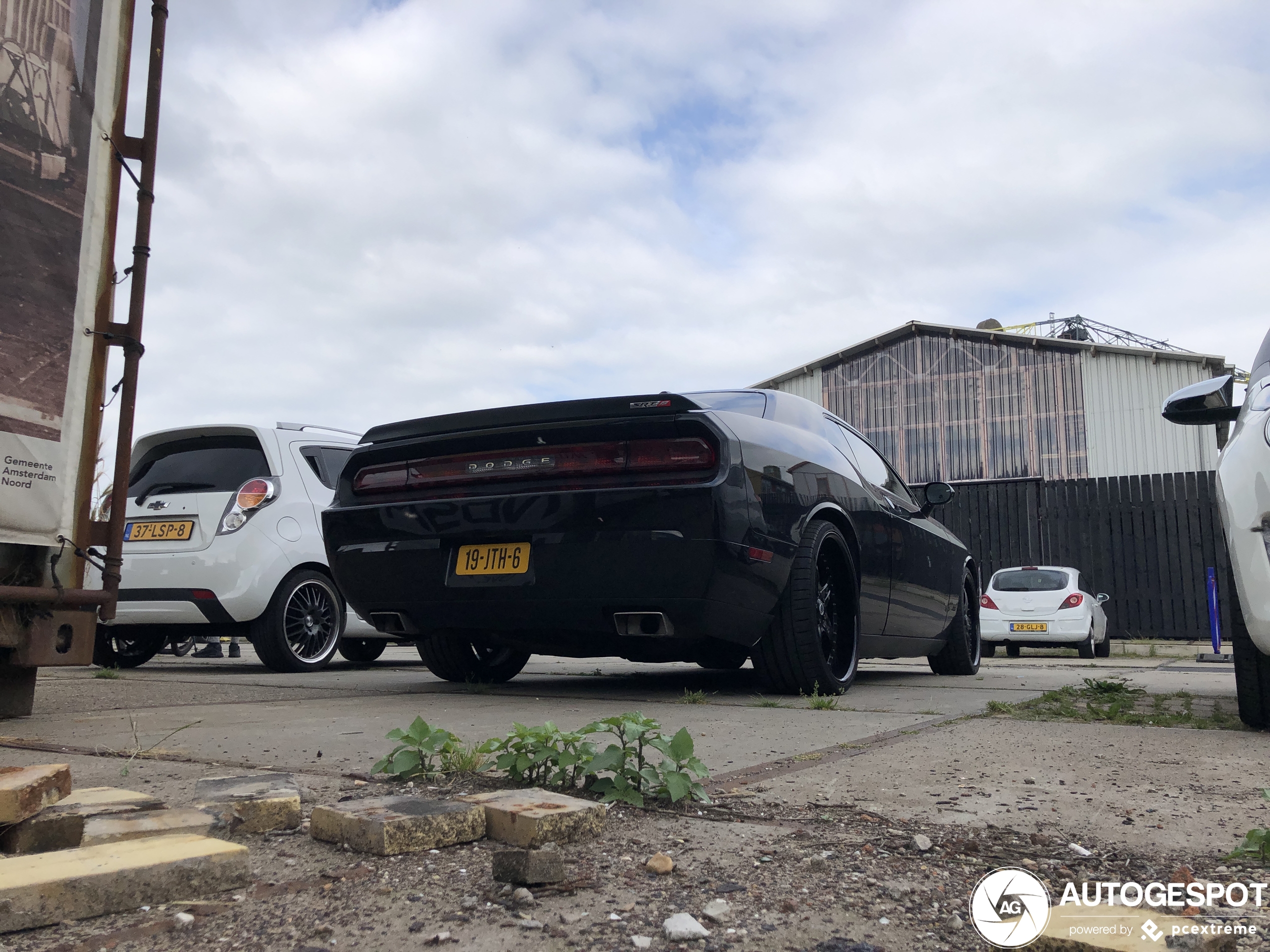 Dodge Challenger SRT-8