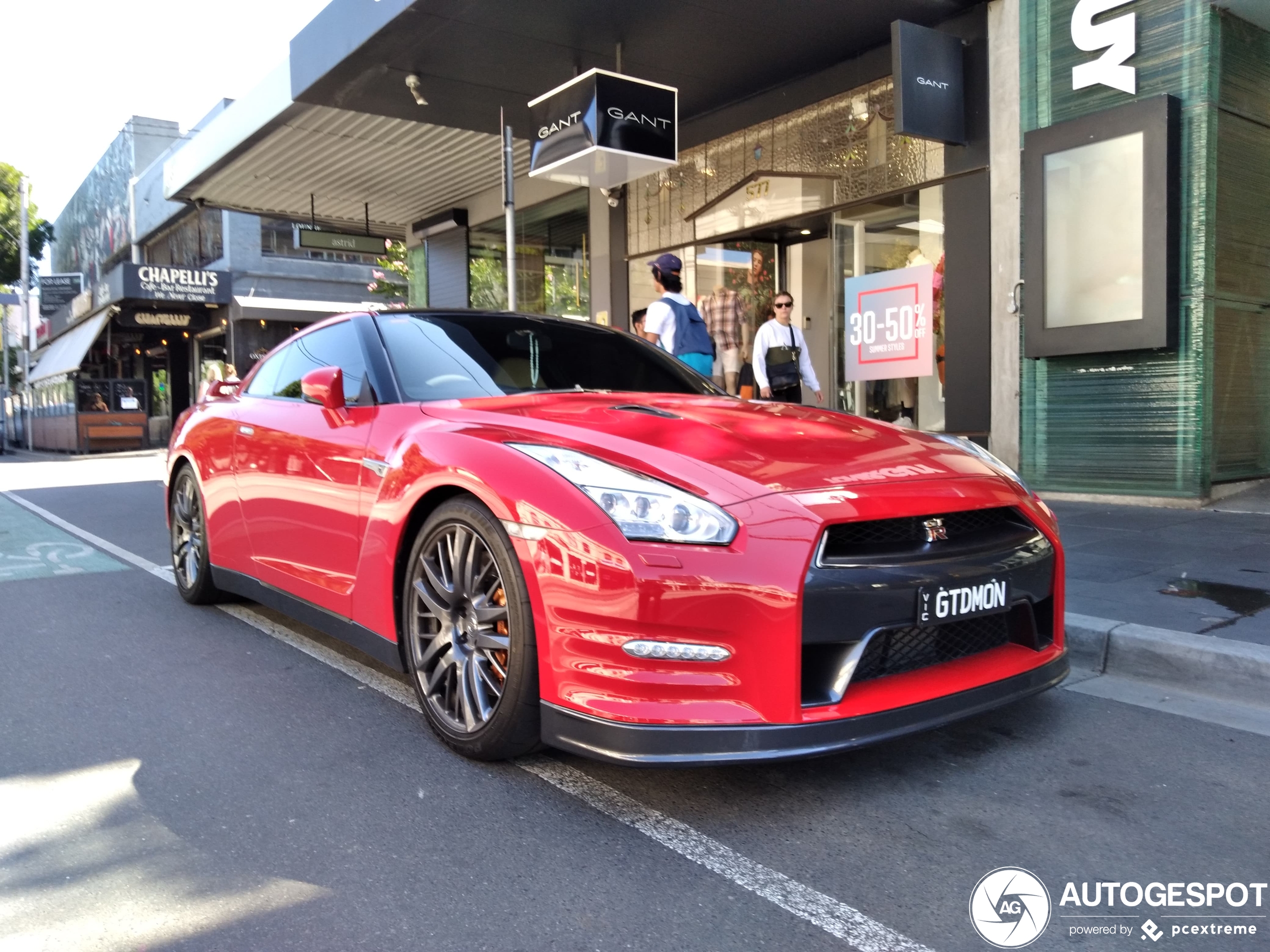 Nissan GT-R 2015