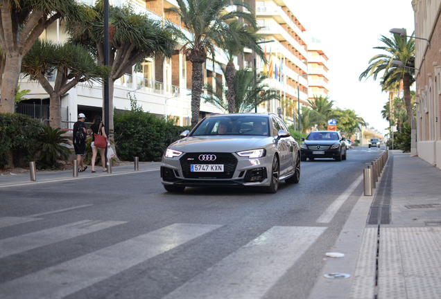 Audi RS4 Avant B9