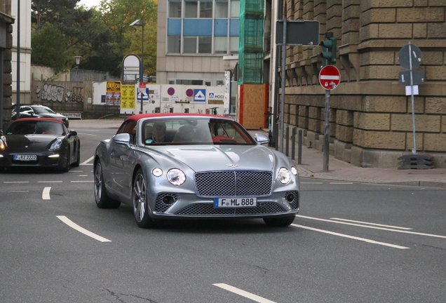 Bentley Continental GTC 2019