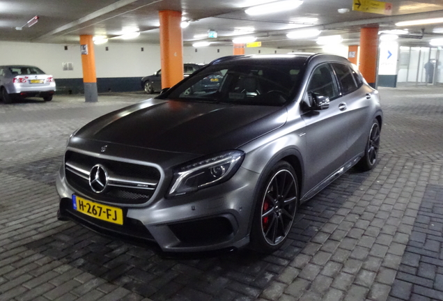 Mercedes-AMG GLA 45 X156