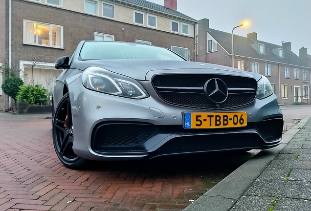 Mercedes-Benz E 63 AMG S W212