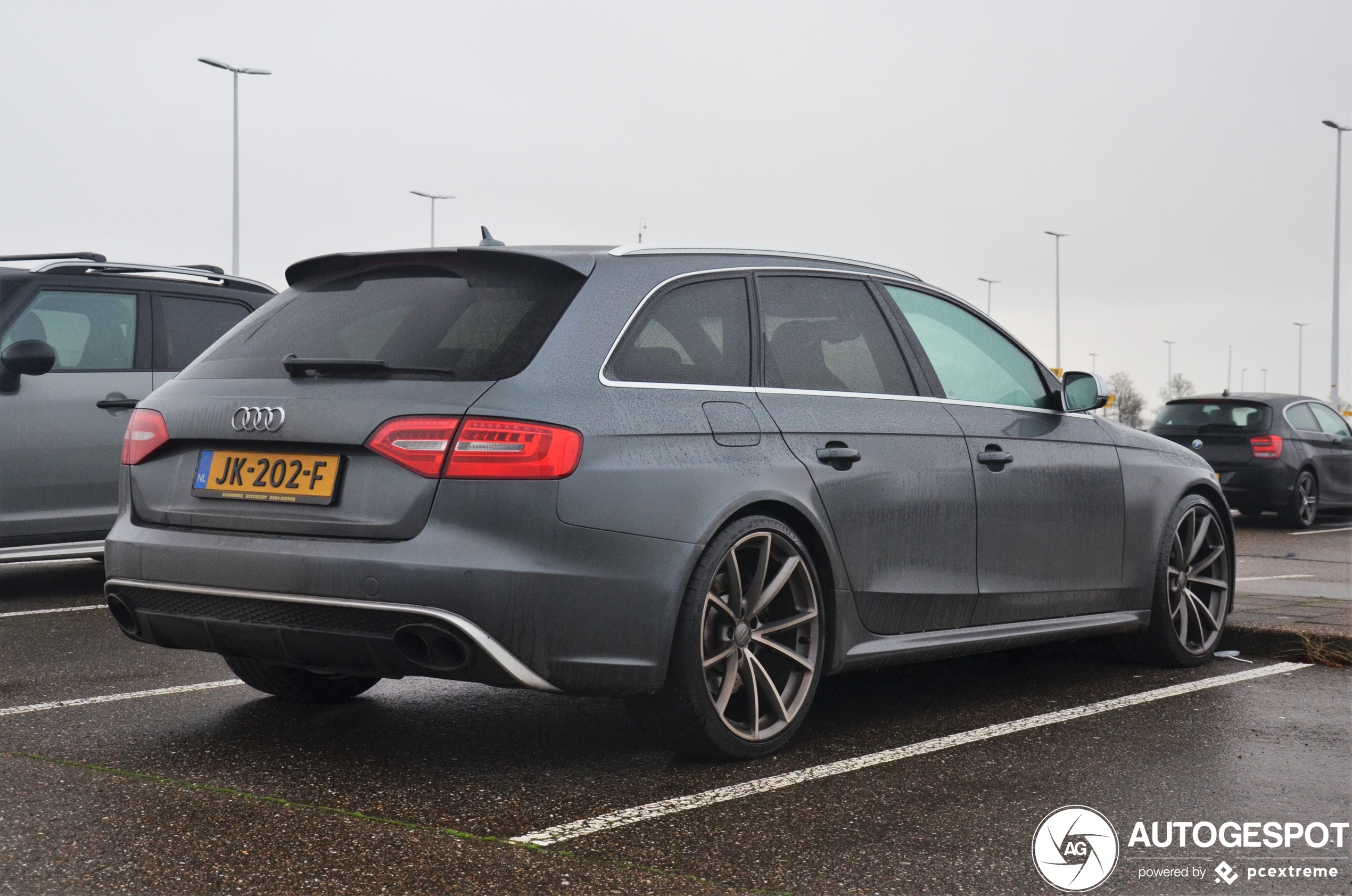 Audi RS4 Avant B8