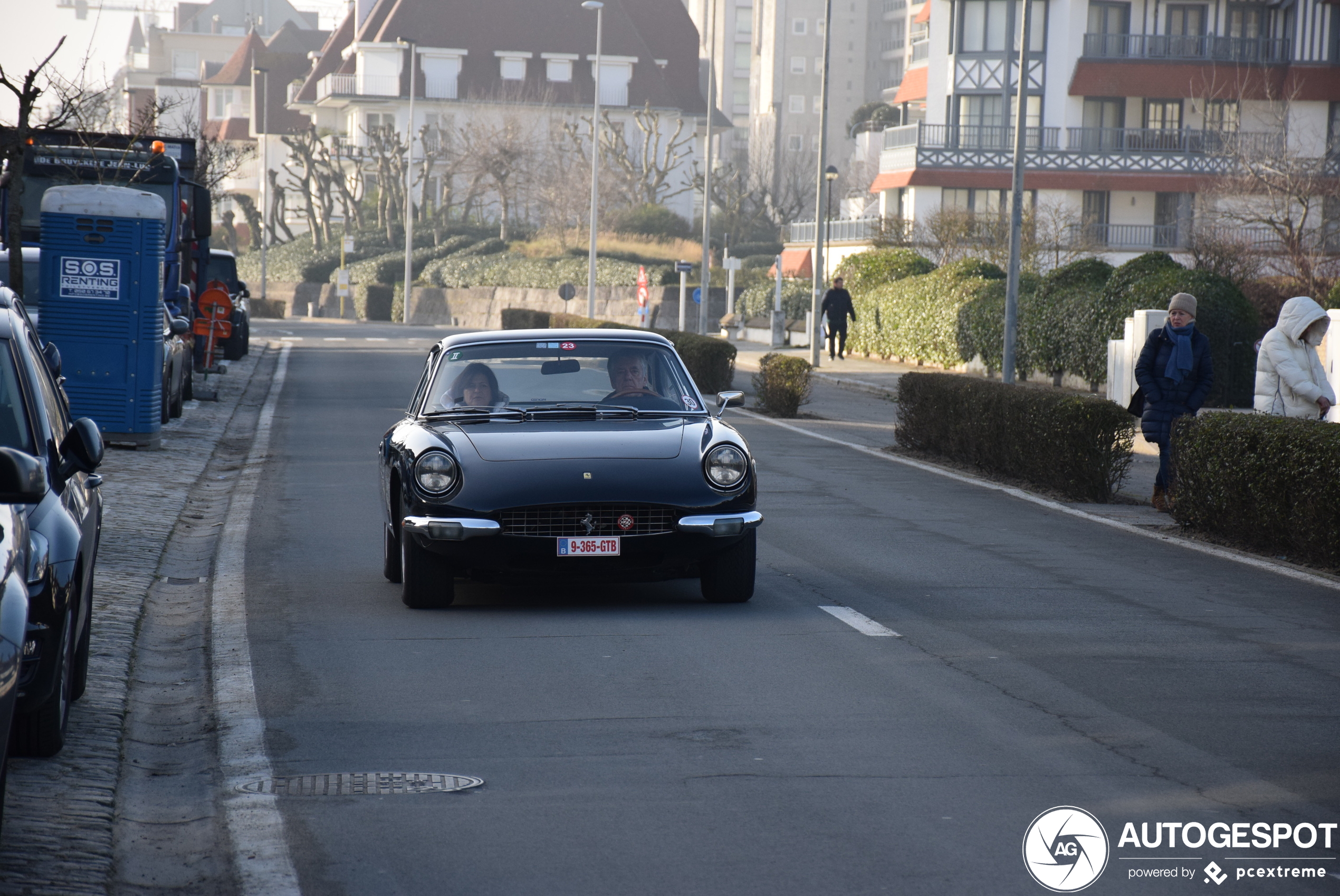 Ferrari 365 GT 2+2