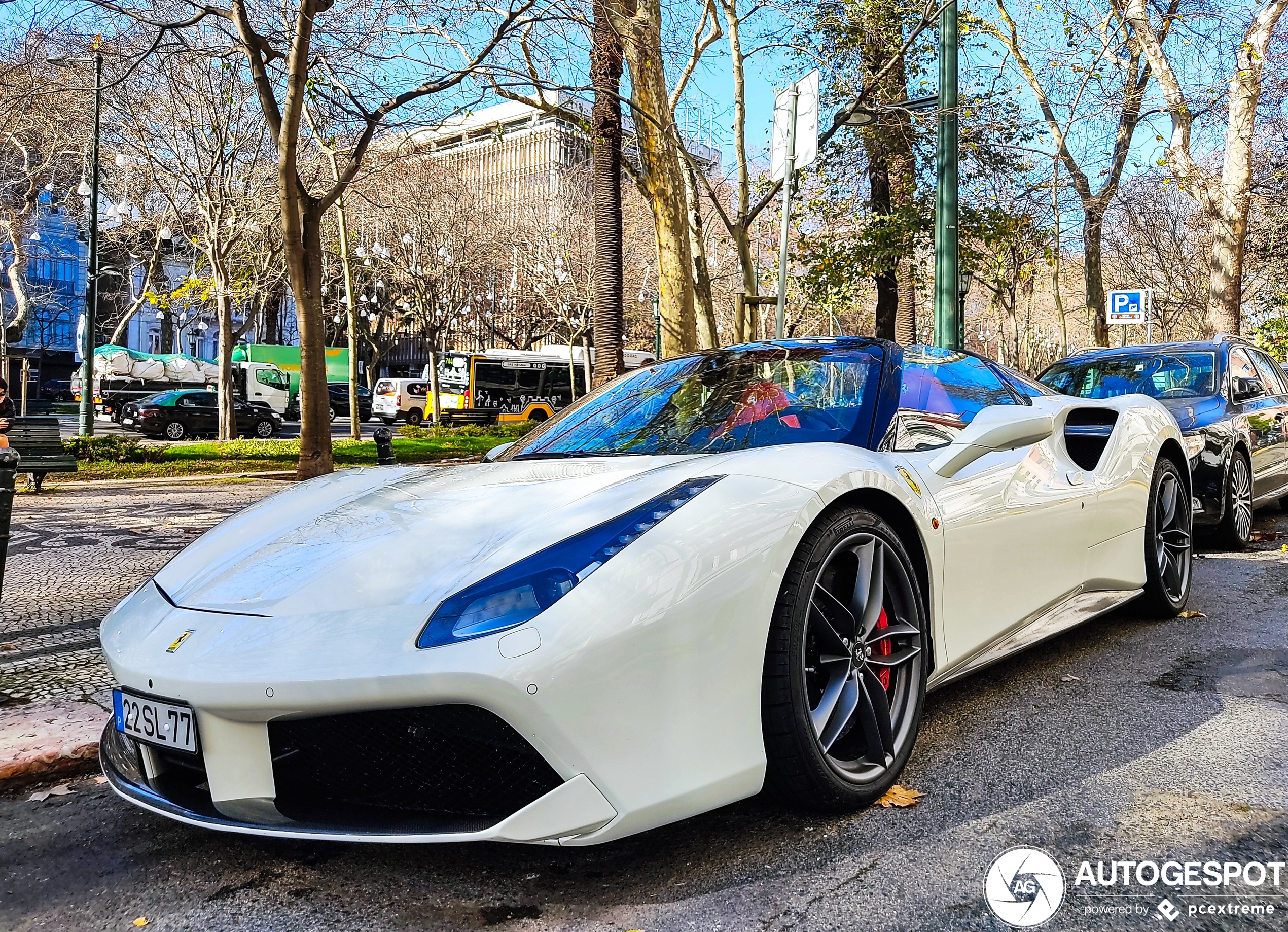 Ferrari 488 Spider