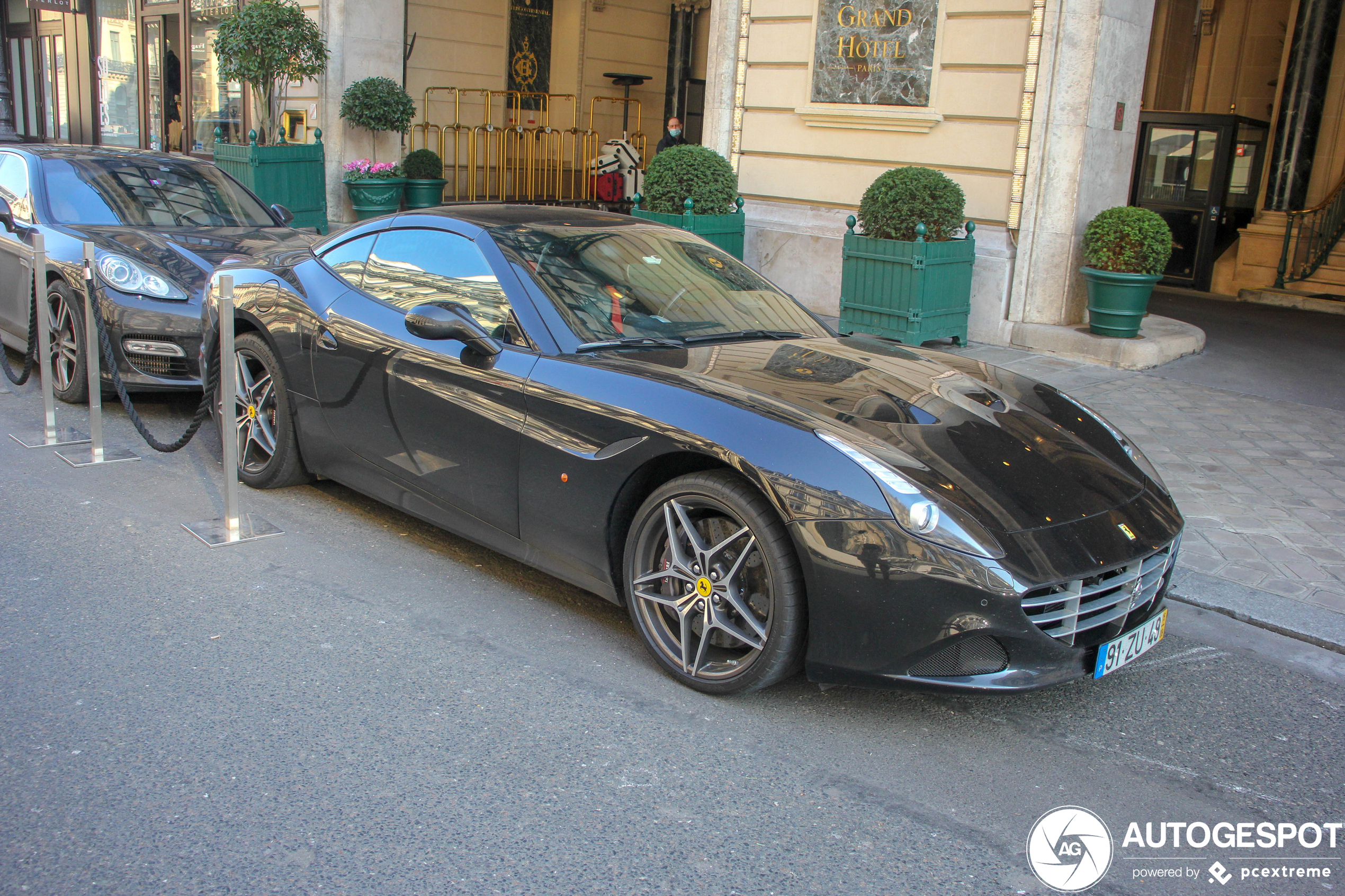 Ferrari California T