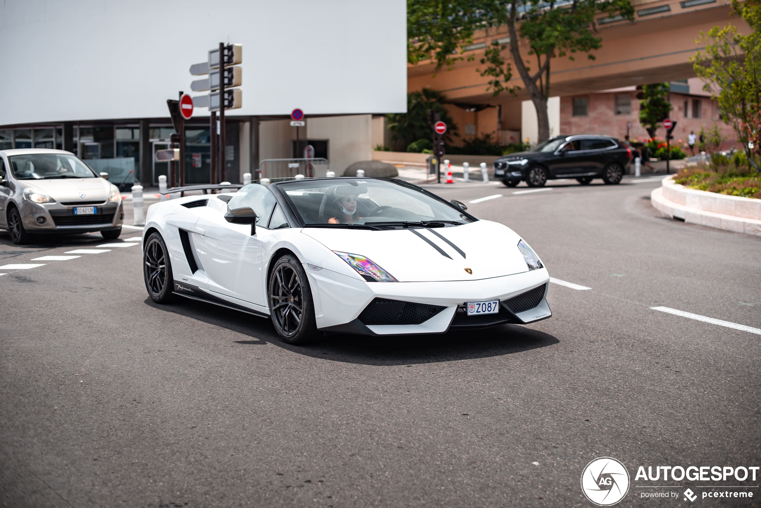 Lamborghini Gallardo LP570-4 Spyder Performante