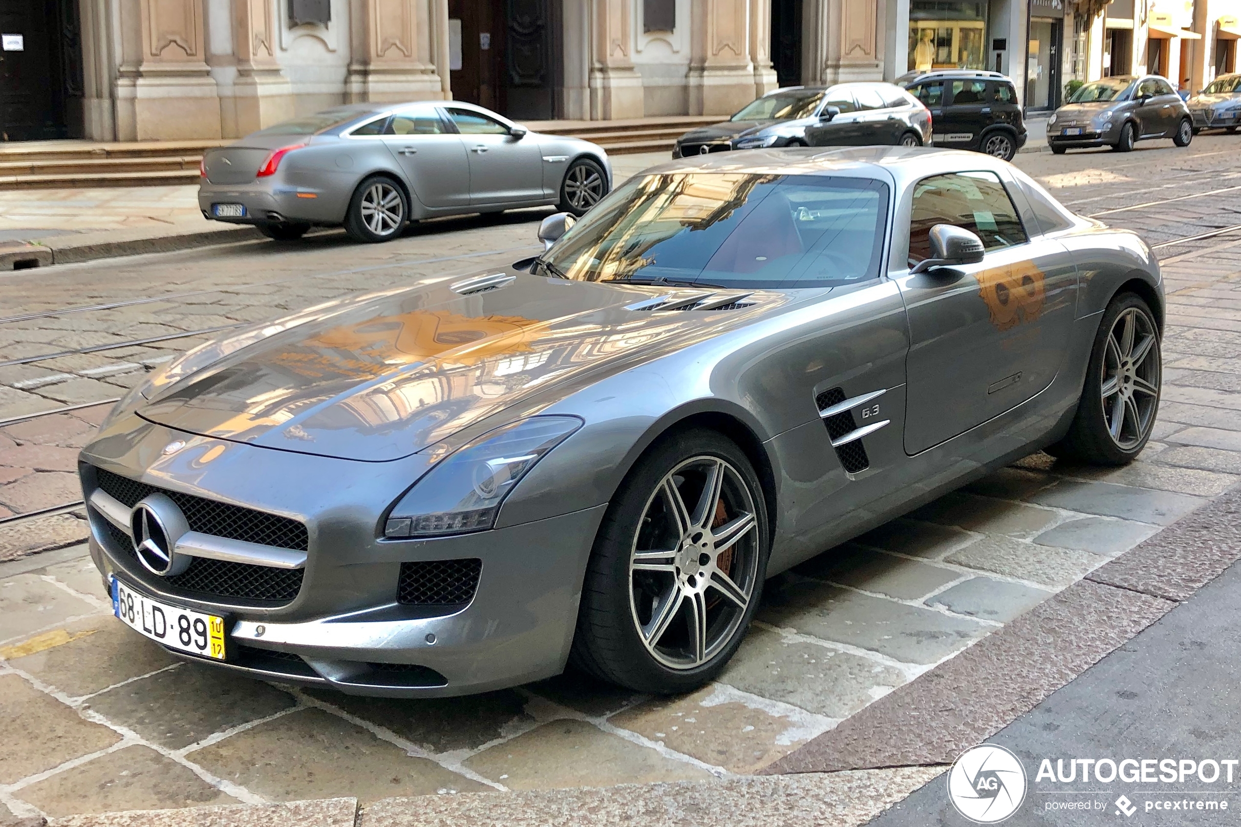 Mercedes-Benz SLS AMG