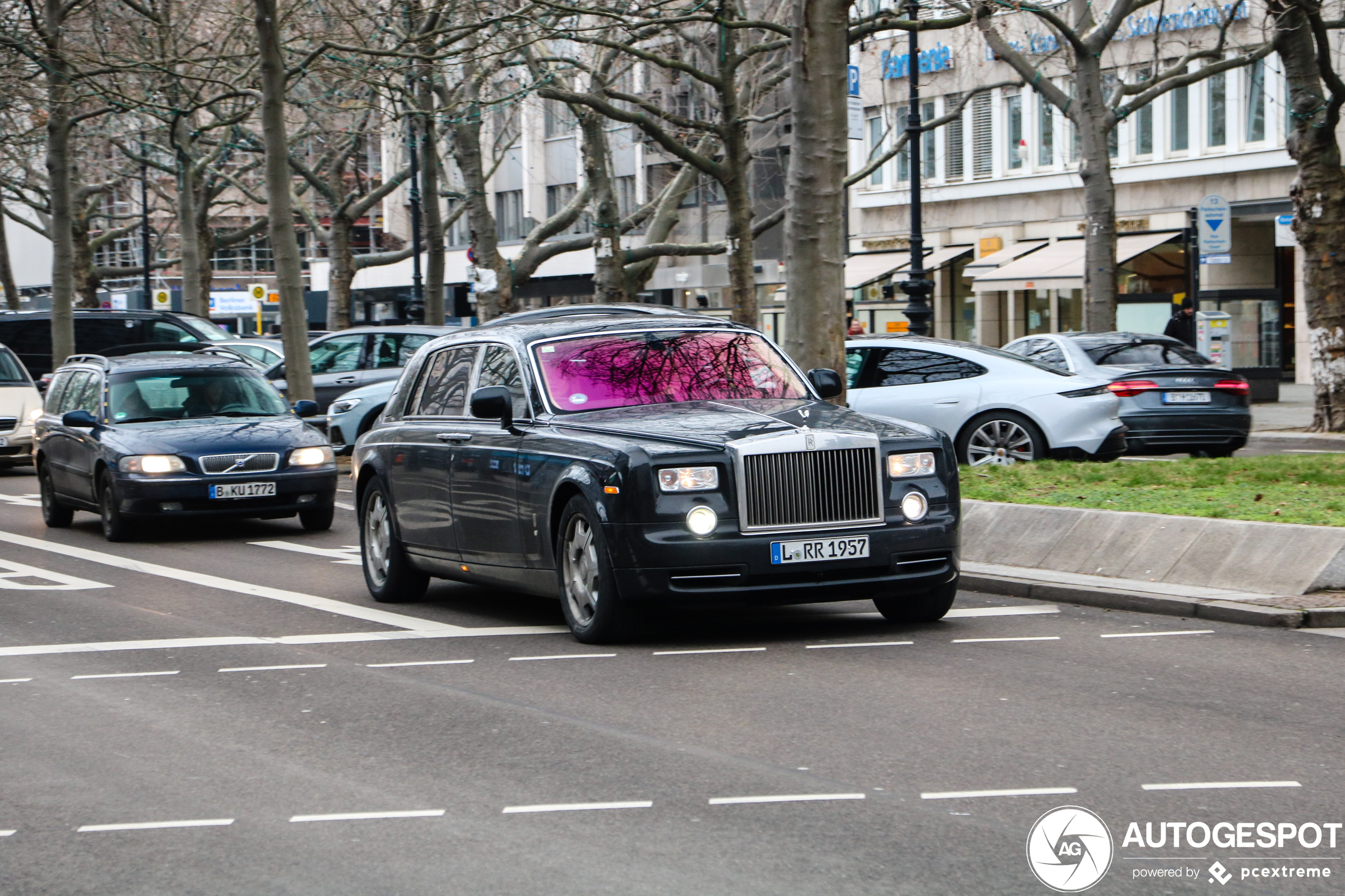 Rolls-Royce Phantom EWB