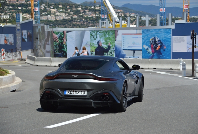 Aston Martin V8 Vantage 2018