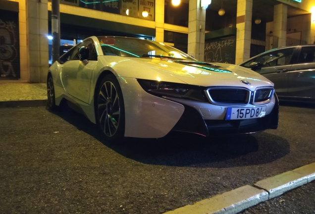 BMW i8