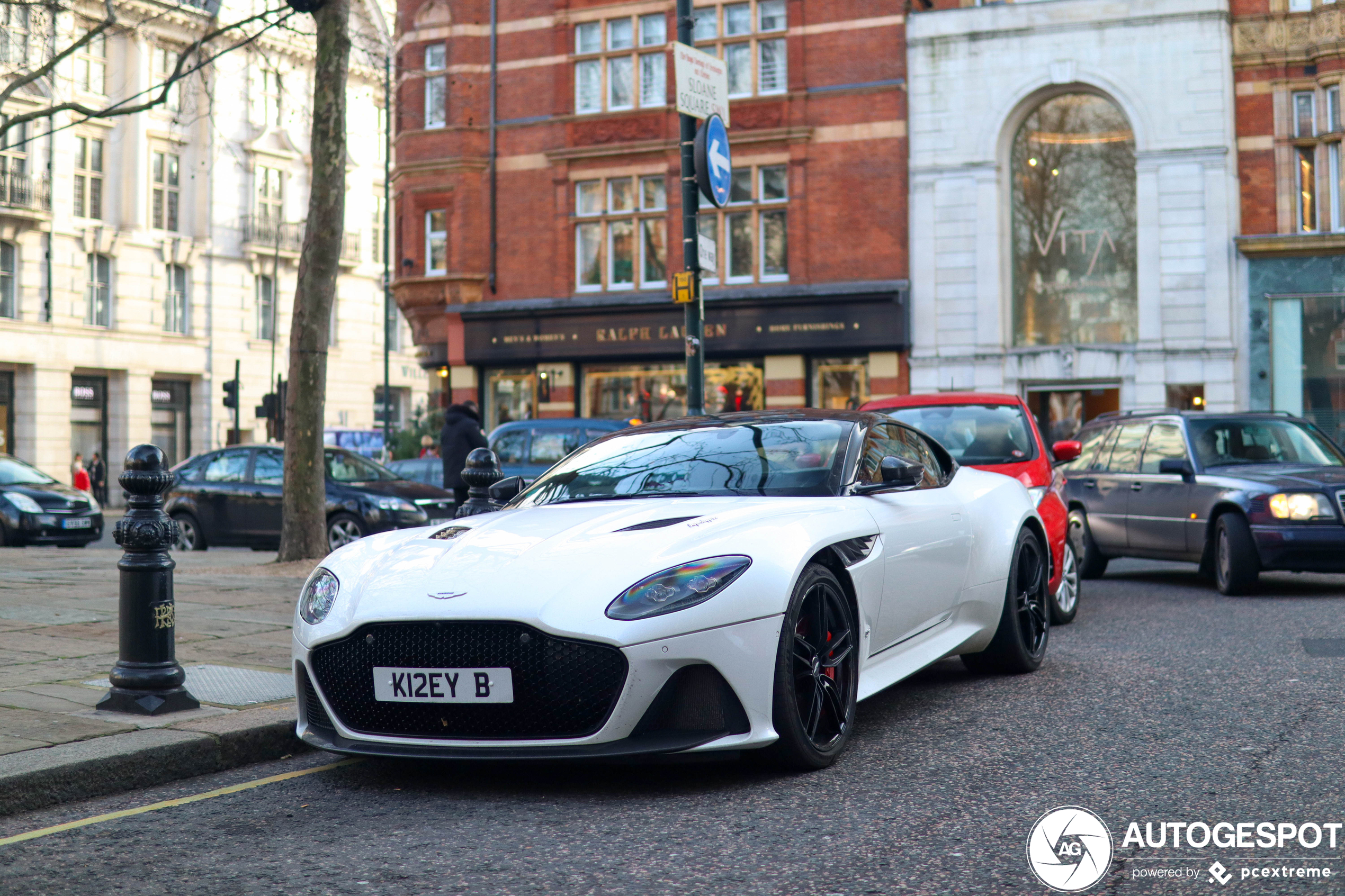 Aston Martin DBS Superleggera