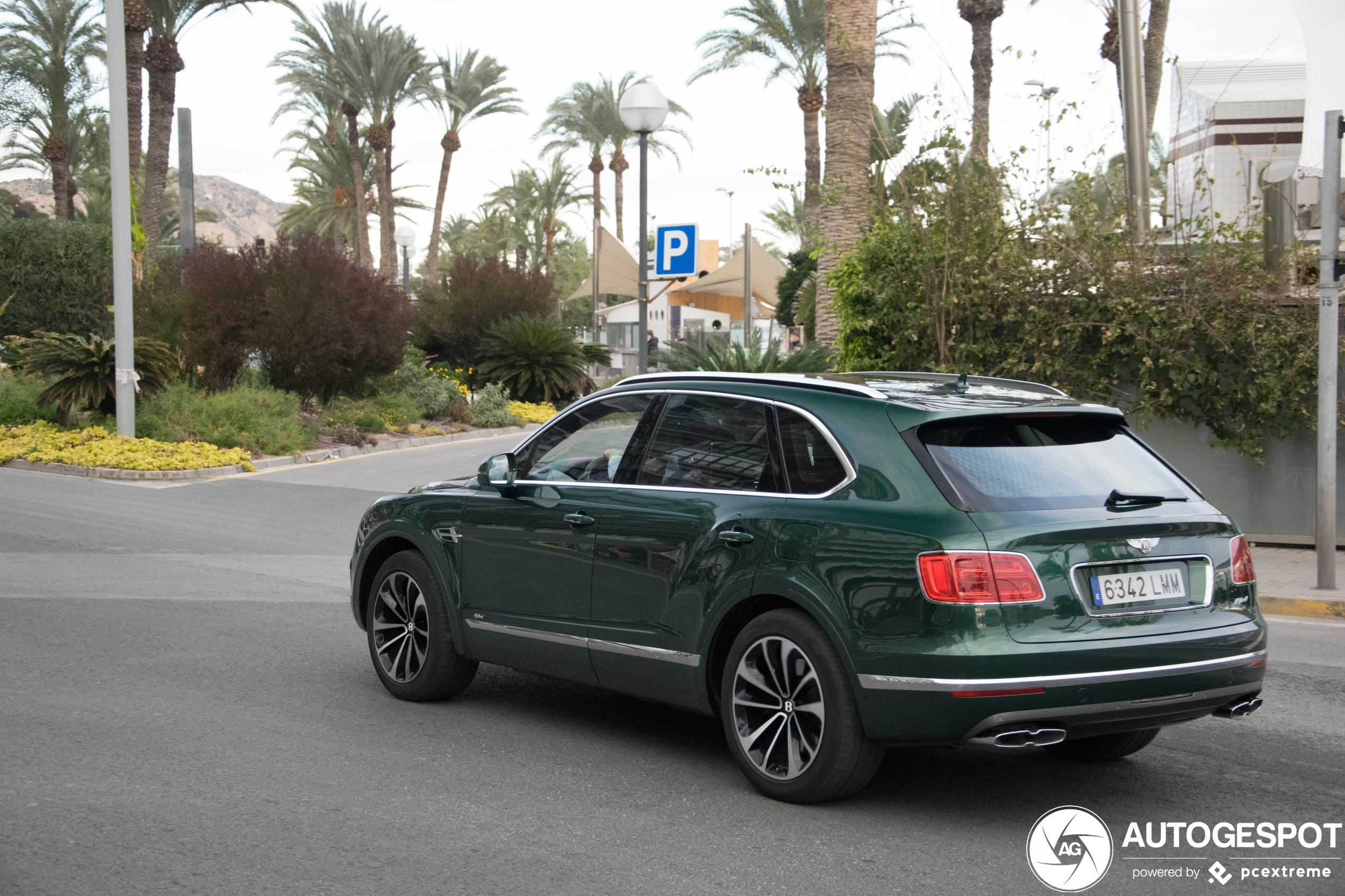 Bentley Bentayga Hybrid