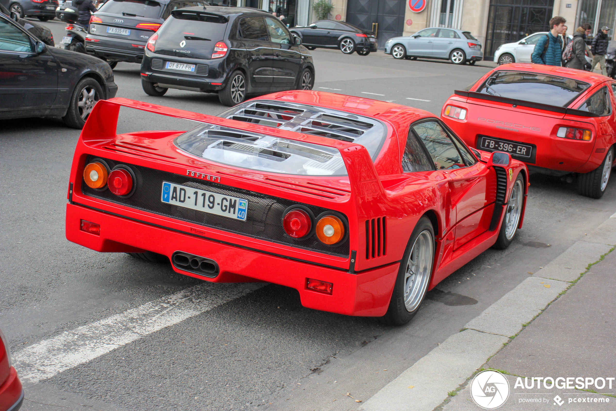 Parijs brengt prachtige Ferrari F40 aan het daglicht